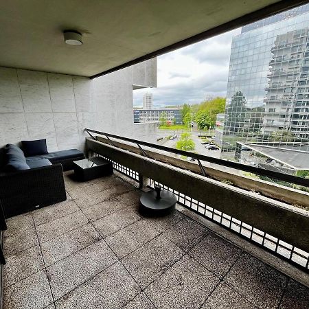 Big Apartment With Parking In Антверпен Экстерьер фото