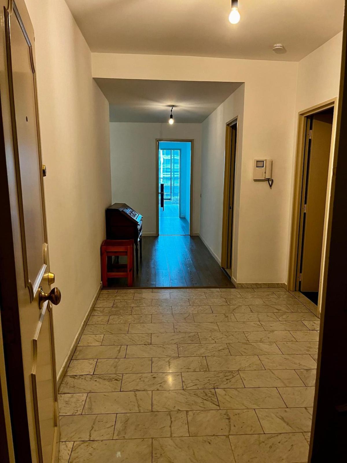 Big Apartment With Parking In Антверпен Экстерьер фото